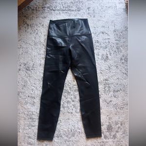 Lululemon Align size 6 - Never worn